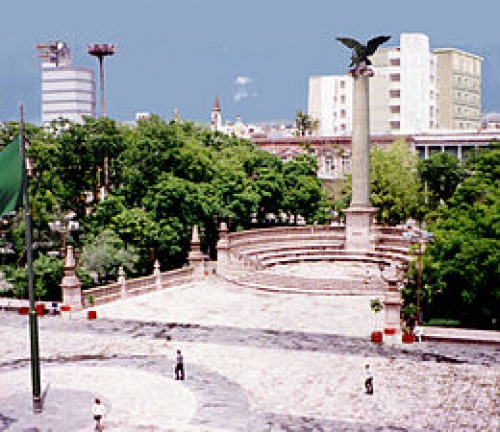 You are currently viewing پاورپوینت کامل و جامع با عنوان بررسی شهر آگوئاسکالینتس در مکزیک در 15 اسلاید